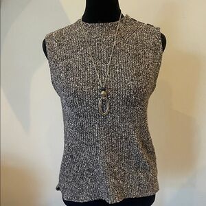 Women's Gray Sleeveless sweater